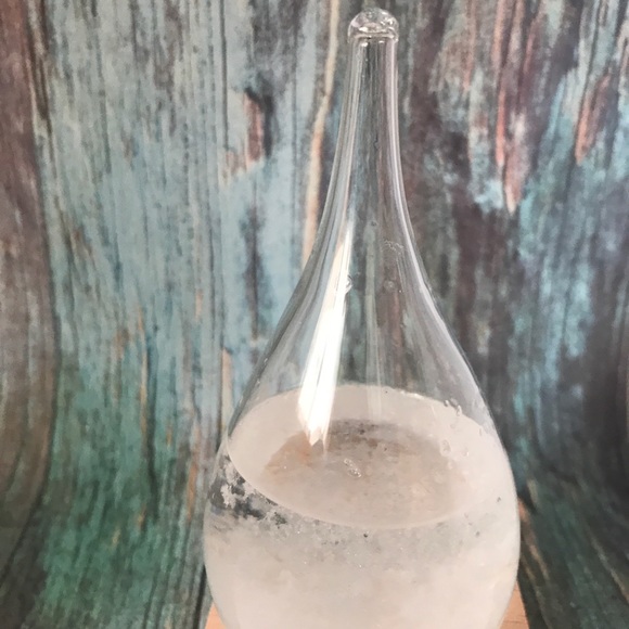 Beautiful glass water drop weather forecaster - Picture 7 of 12